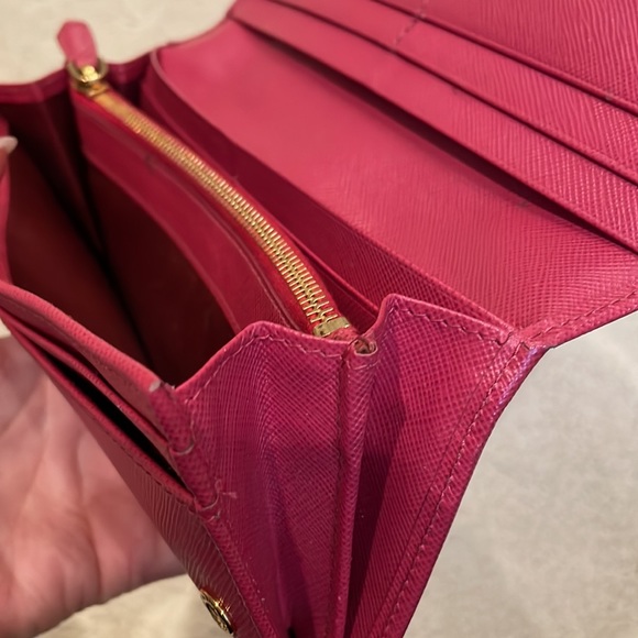 Prada saffiano long wallet - Picture 9 of 12